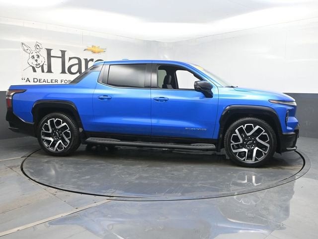 2025 Chevrolet Silverado EV RST - Max Range