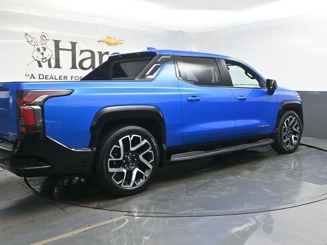 2025 Chevrolet Silverado EV RST - Max Range