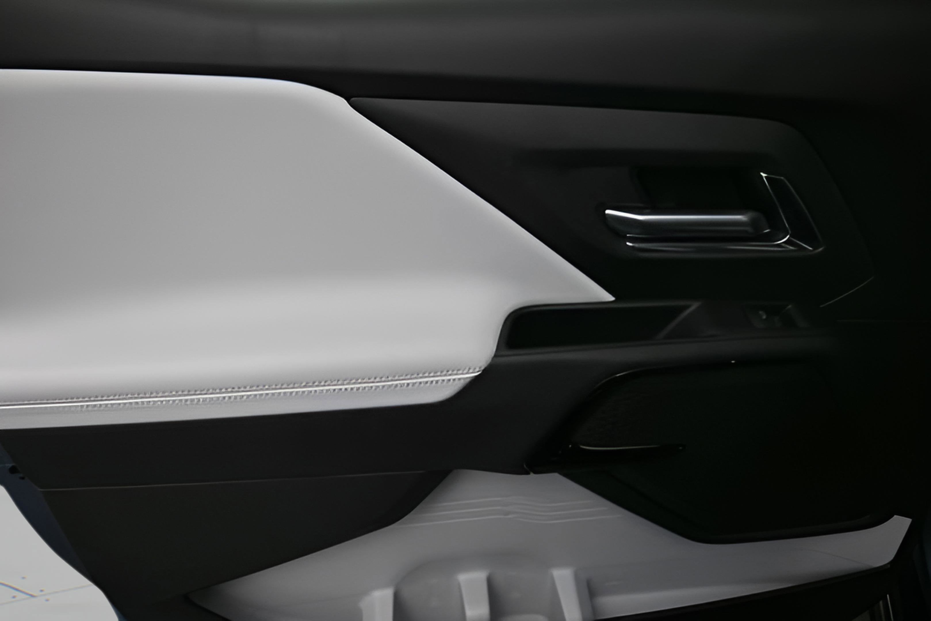 2025 Chevrolet Silverado EV RST - Max Range