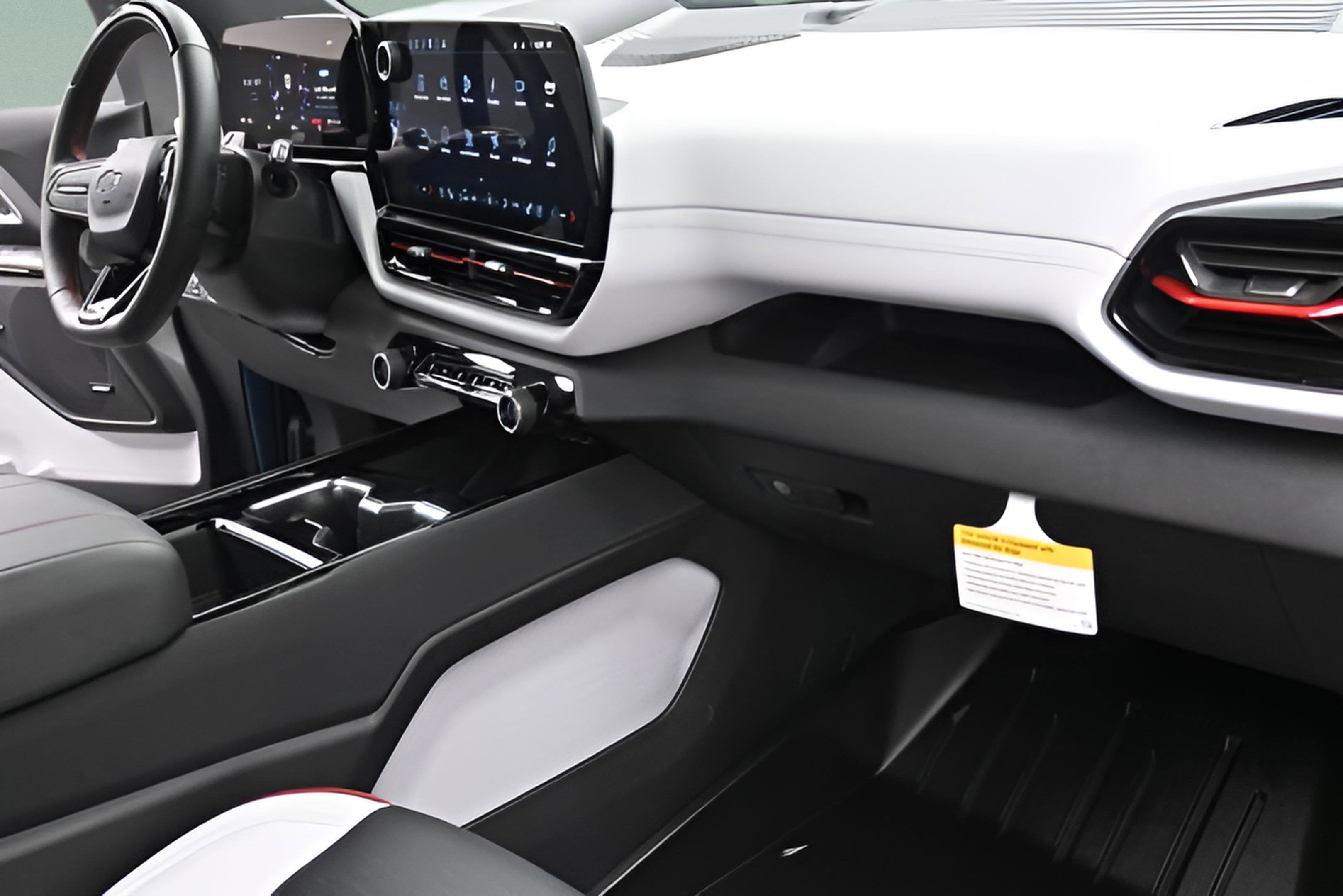 2025 Chevrolet Silverado EV RST - Max Range