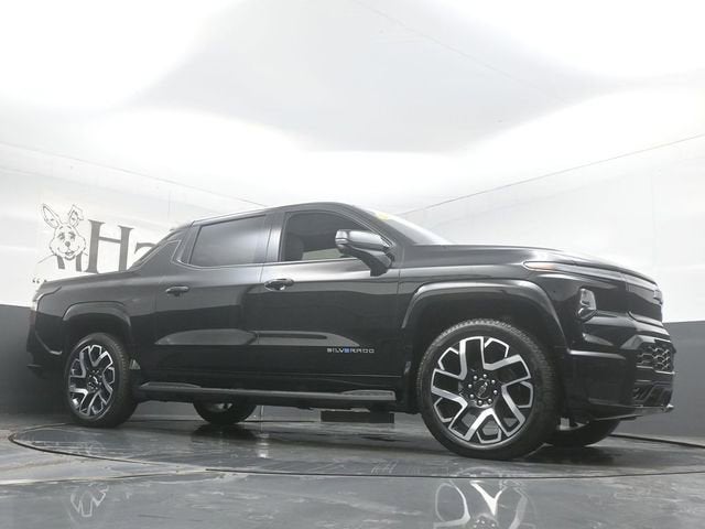 Used 2024 Chevrolet Silverado EV RST with VIN 1GC40ZEL1RU300015 for sale in Noblesville, IN