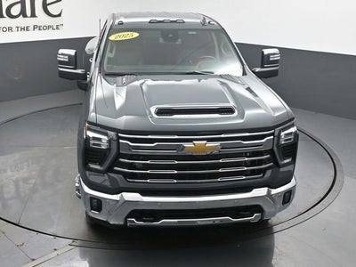 2025 Chevrolet Silverado 3500 HD LTZ DRW