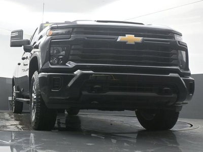2024 Chevrolet Silverado 2500 HD Custom