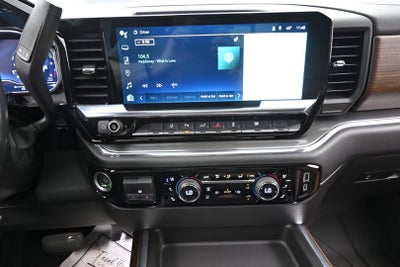 2024 Chevrolet Silverado 3500 HD High Country