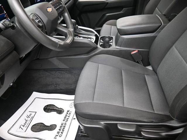 2023 Chevrolet Colorado WT