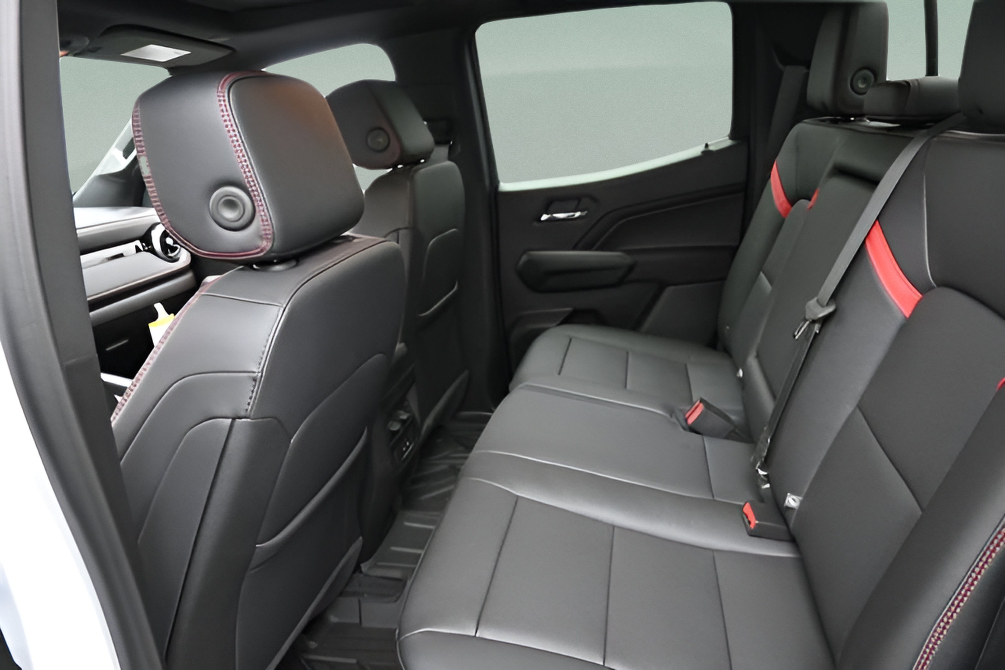 2026 Chevrolet Colorado Z71 - Photo 37