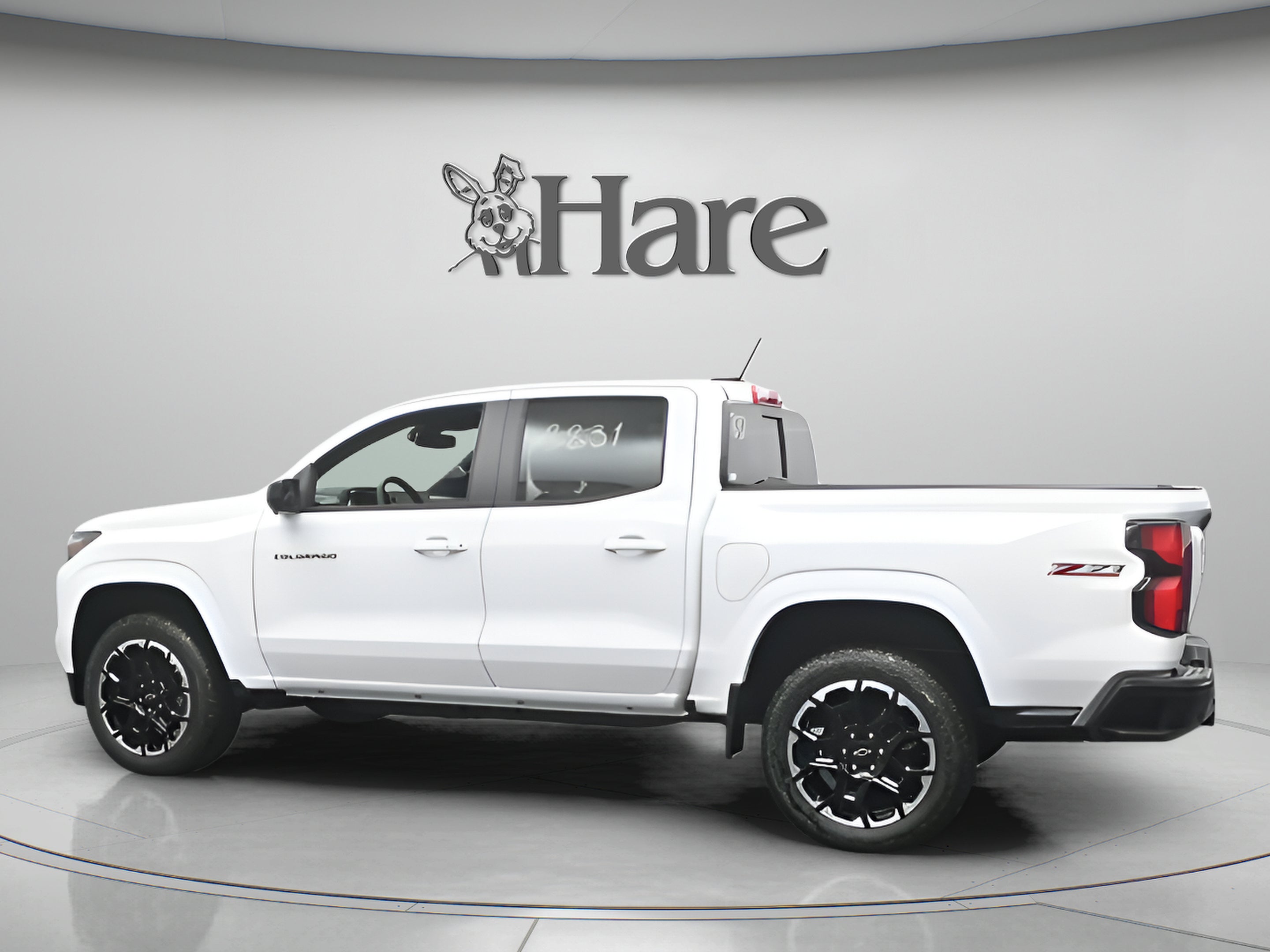 2026 Chevrolet Colorado Z71 - Photo 8