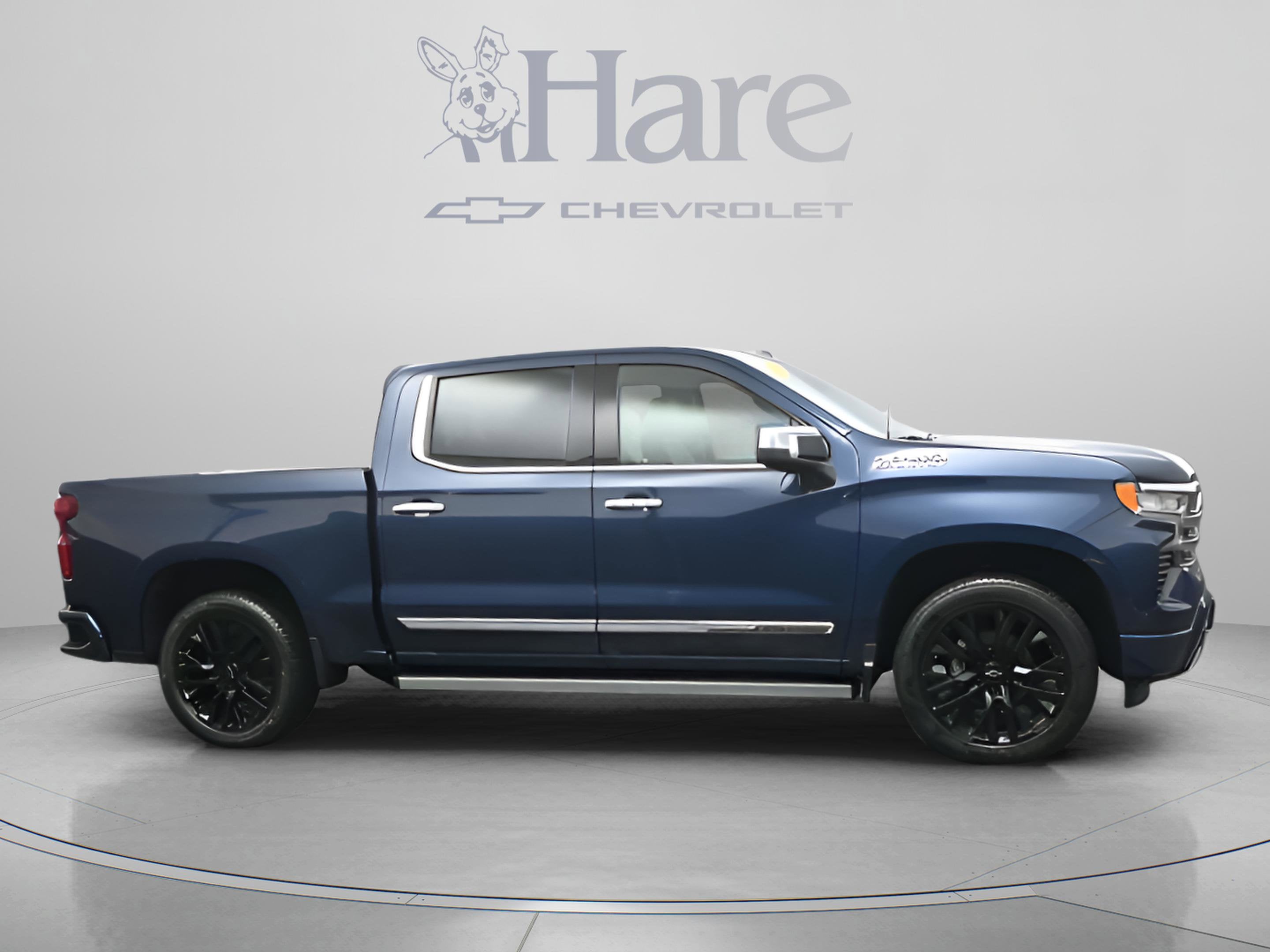 2022 Chevrolet Silverado 1500 High Country