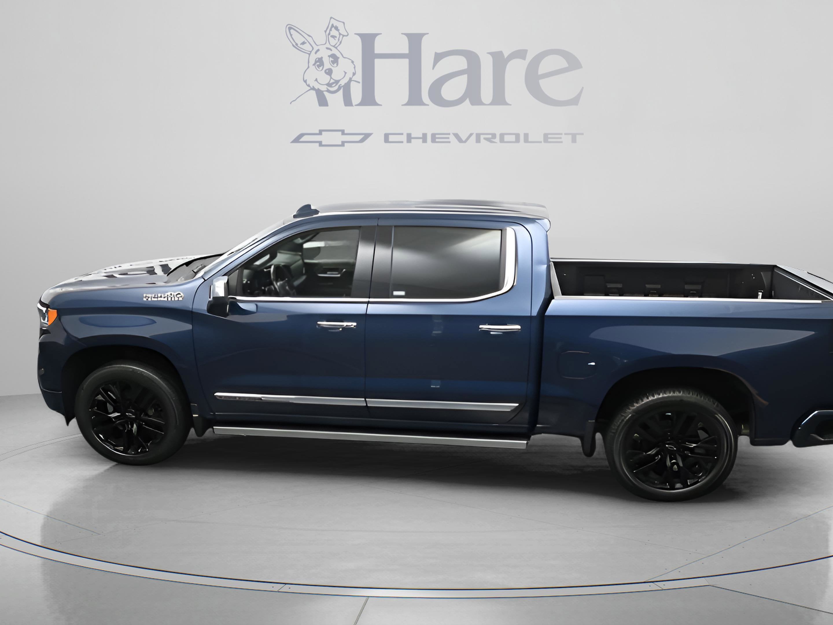 2022 Chevrolet Silverado 1500 High Country