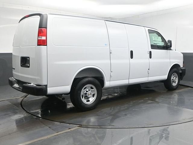 2026 Chevrolet Express Cargo 2500 WT