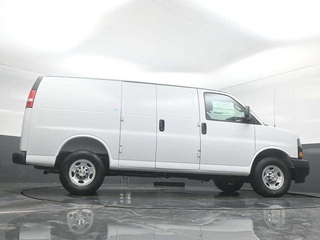 2026 Chevrolet Express Cargo 2500 WT