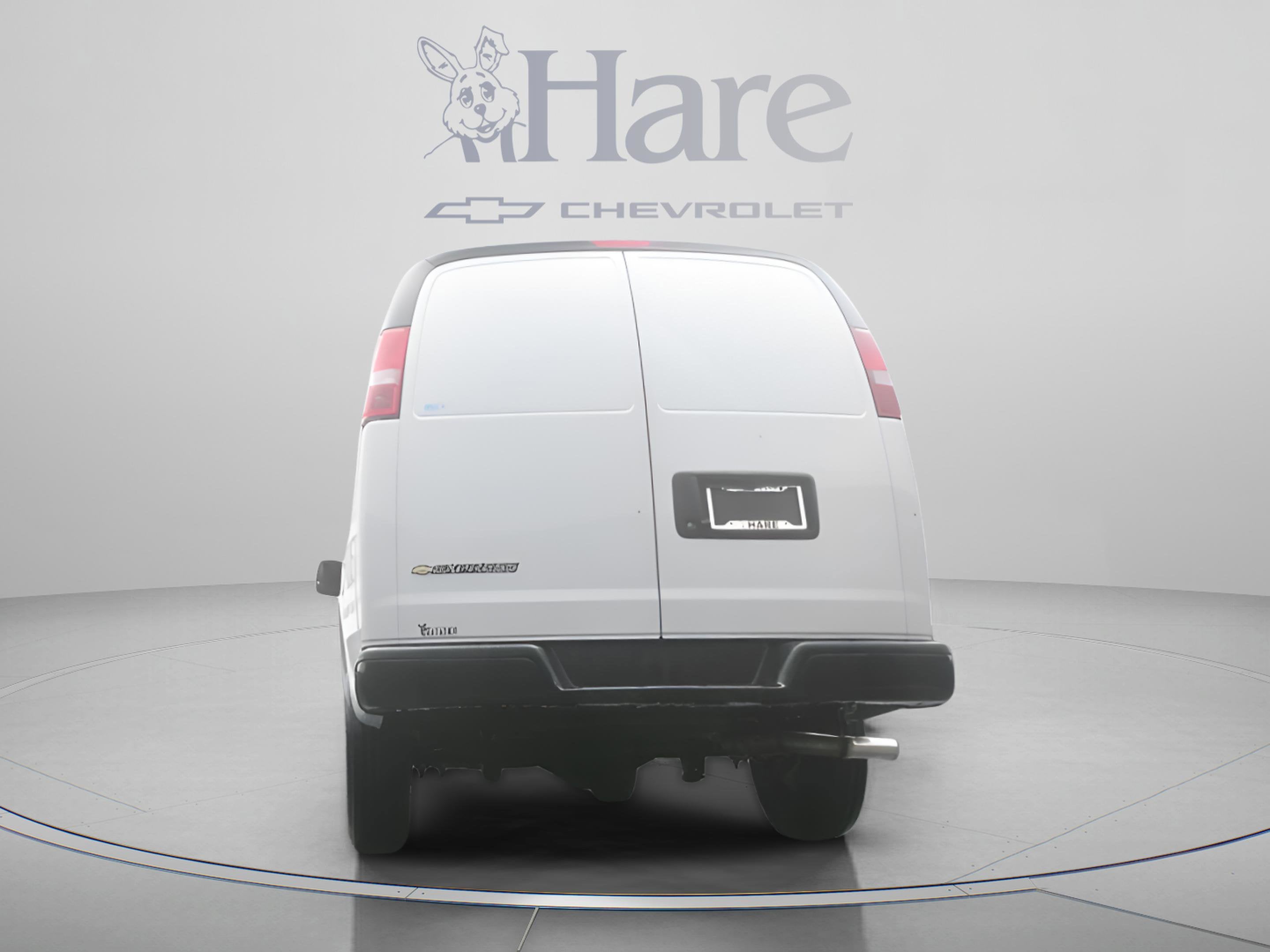 2026 Chevrolet Express Cargo 1WT