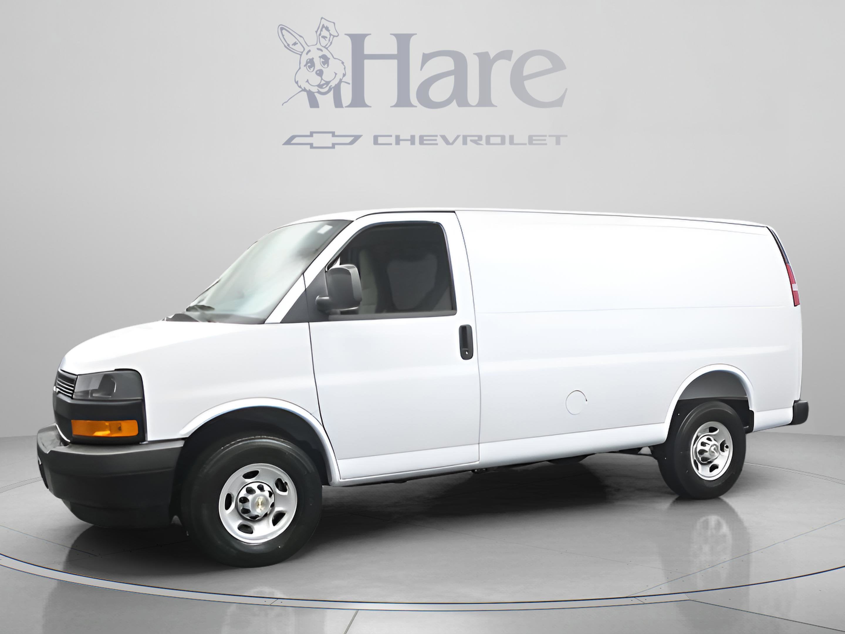 2026 Chevrolet Express Cargo 1WT