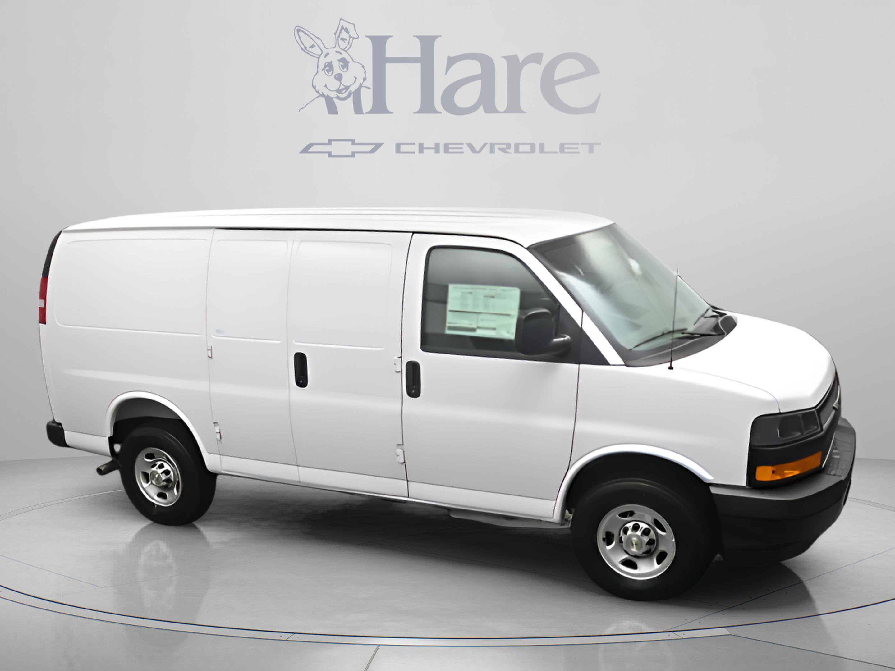 2026 Chevrolet Express Cargo 1WT