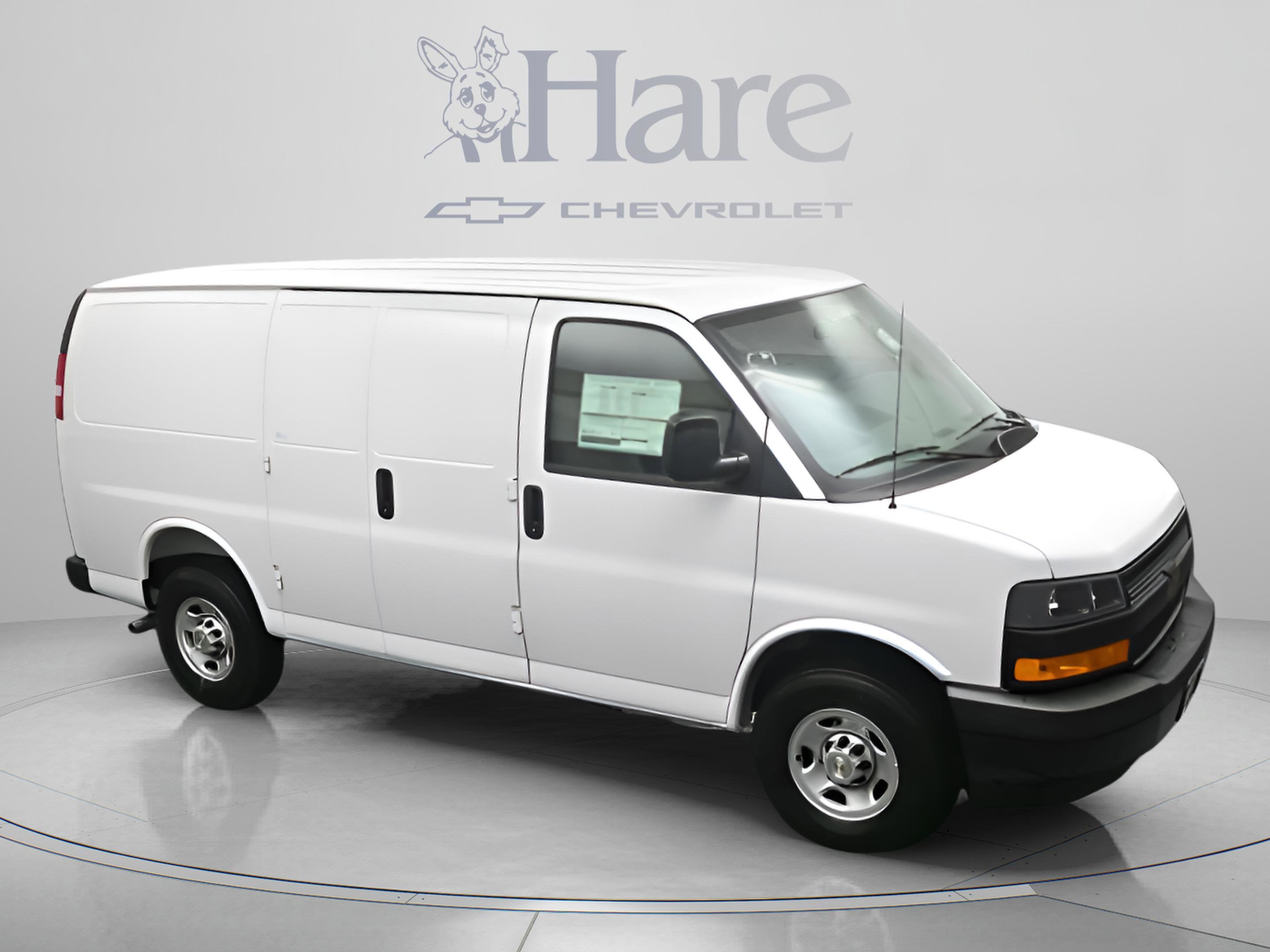 2026 Chevrolet Express Cargo 1WT
