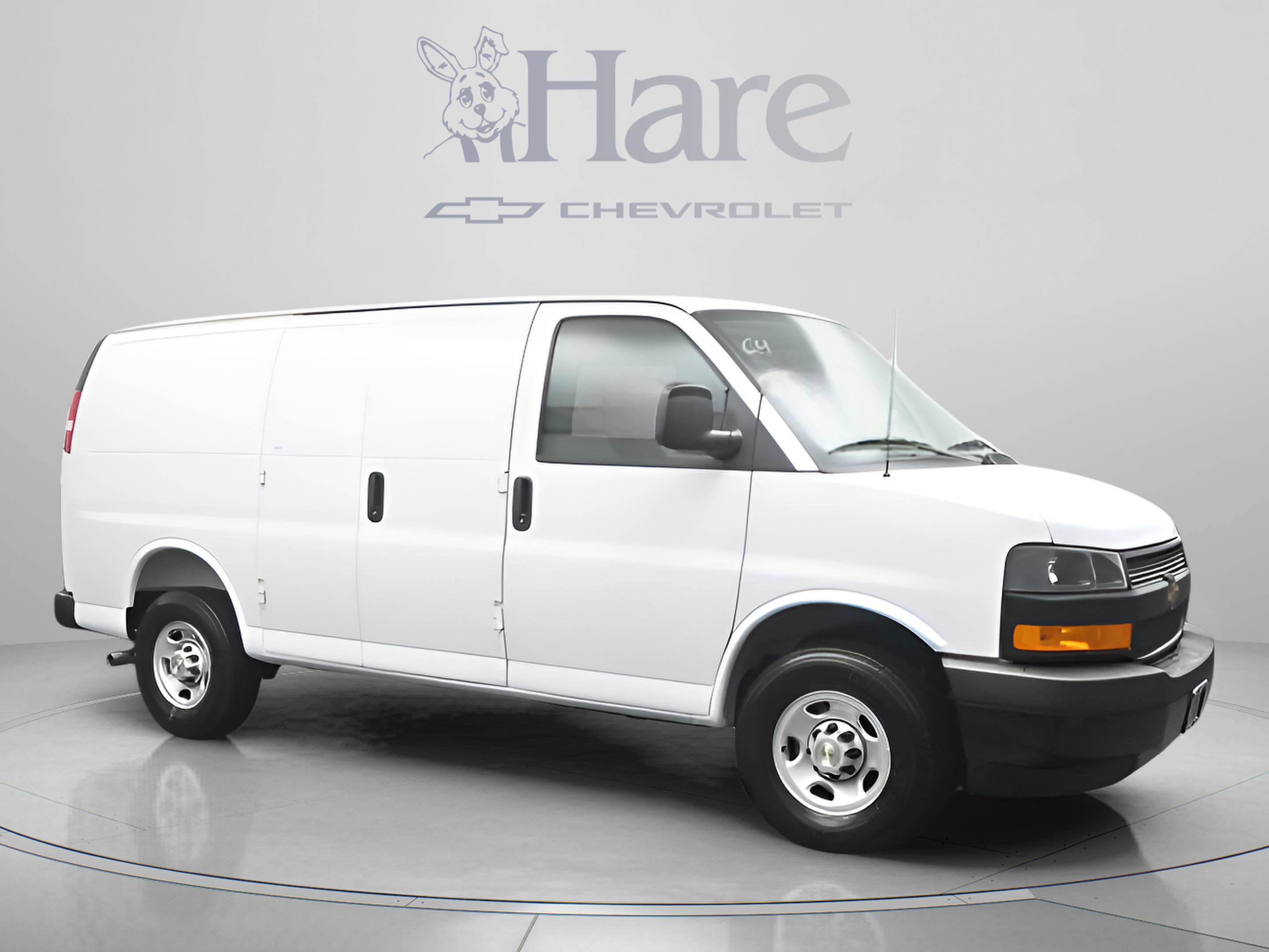 2026 Chevrolet Express Cargo 1WT
