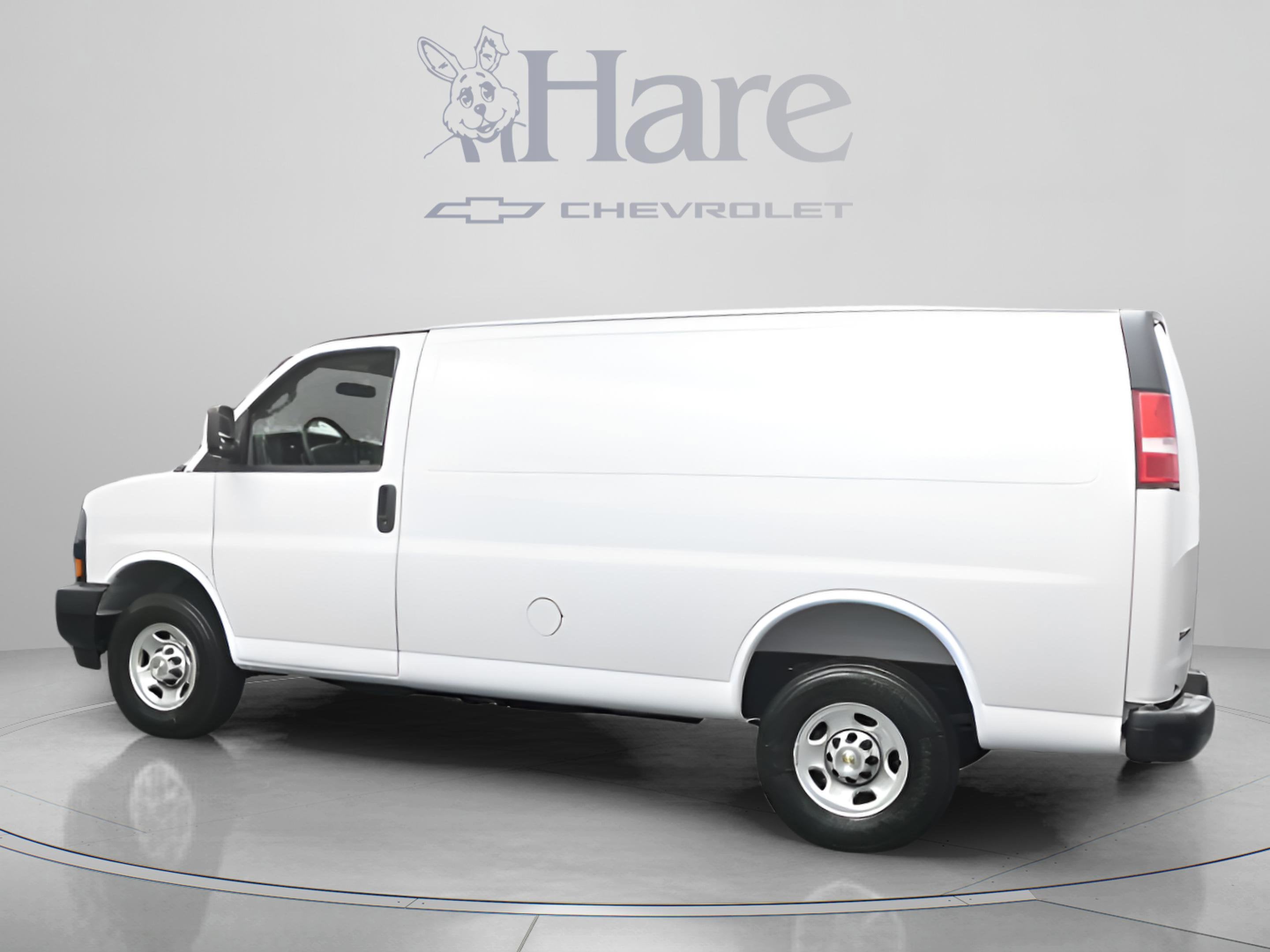 2026 Chevrolet Express Cargo 1WT