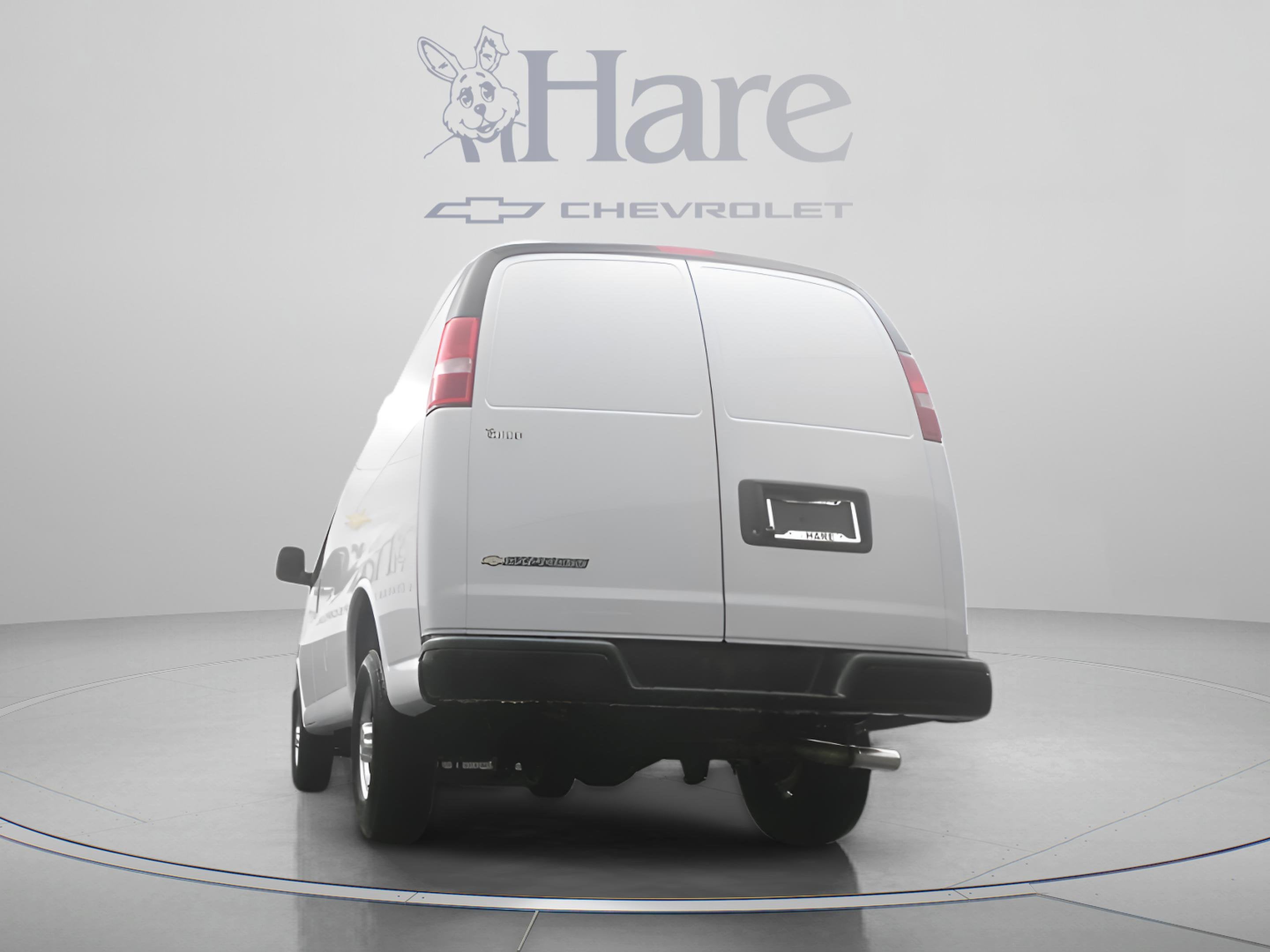 2026 Chevrolet Express Cargo 1WT