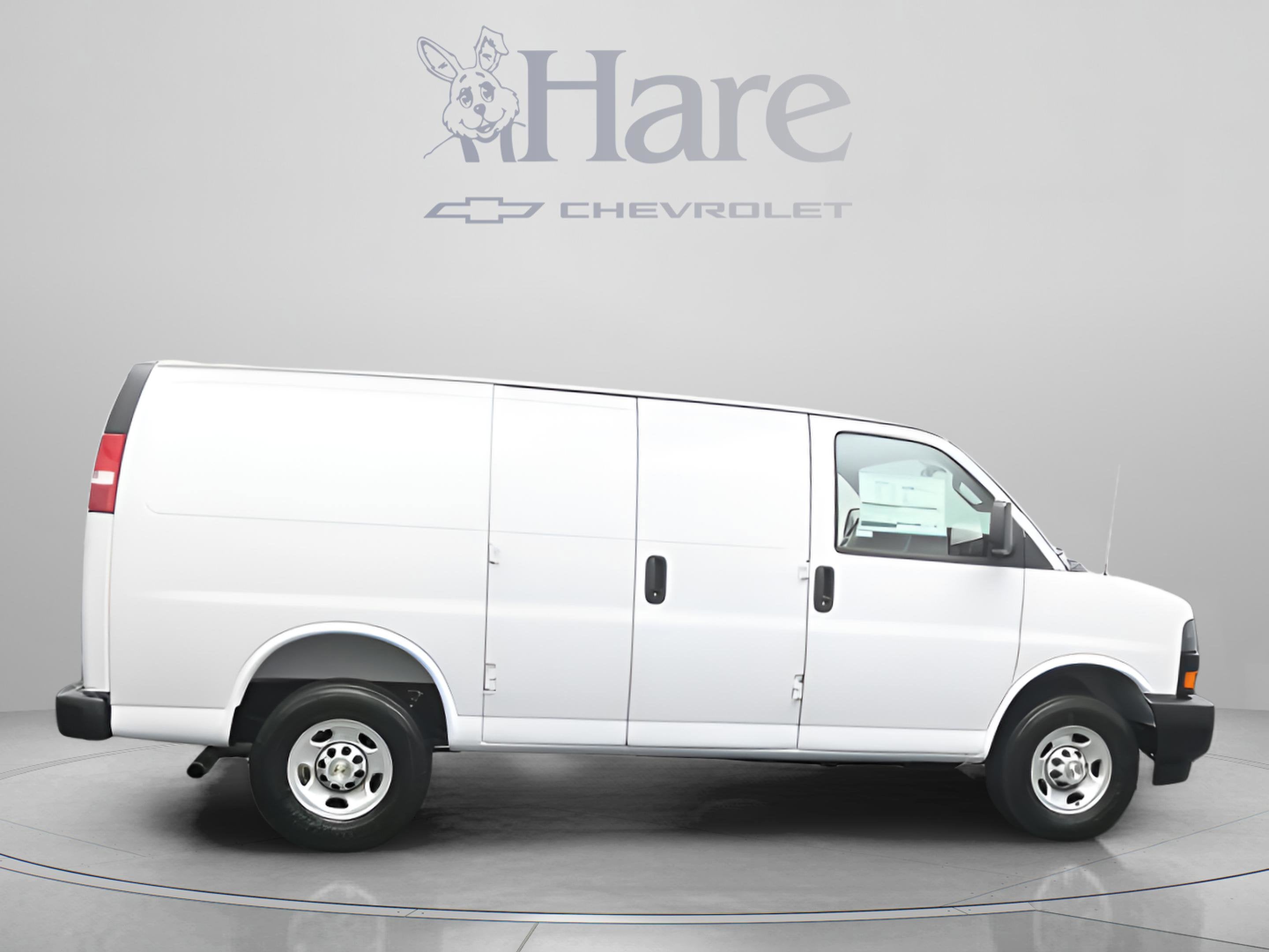 2026 Chevrolet Express Cargo 1WT