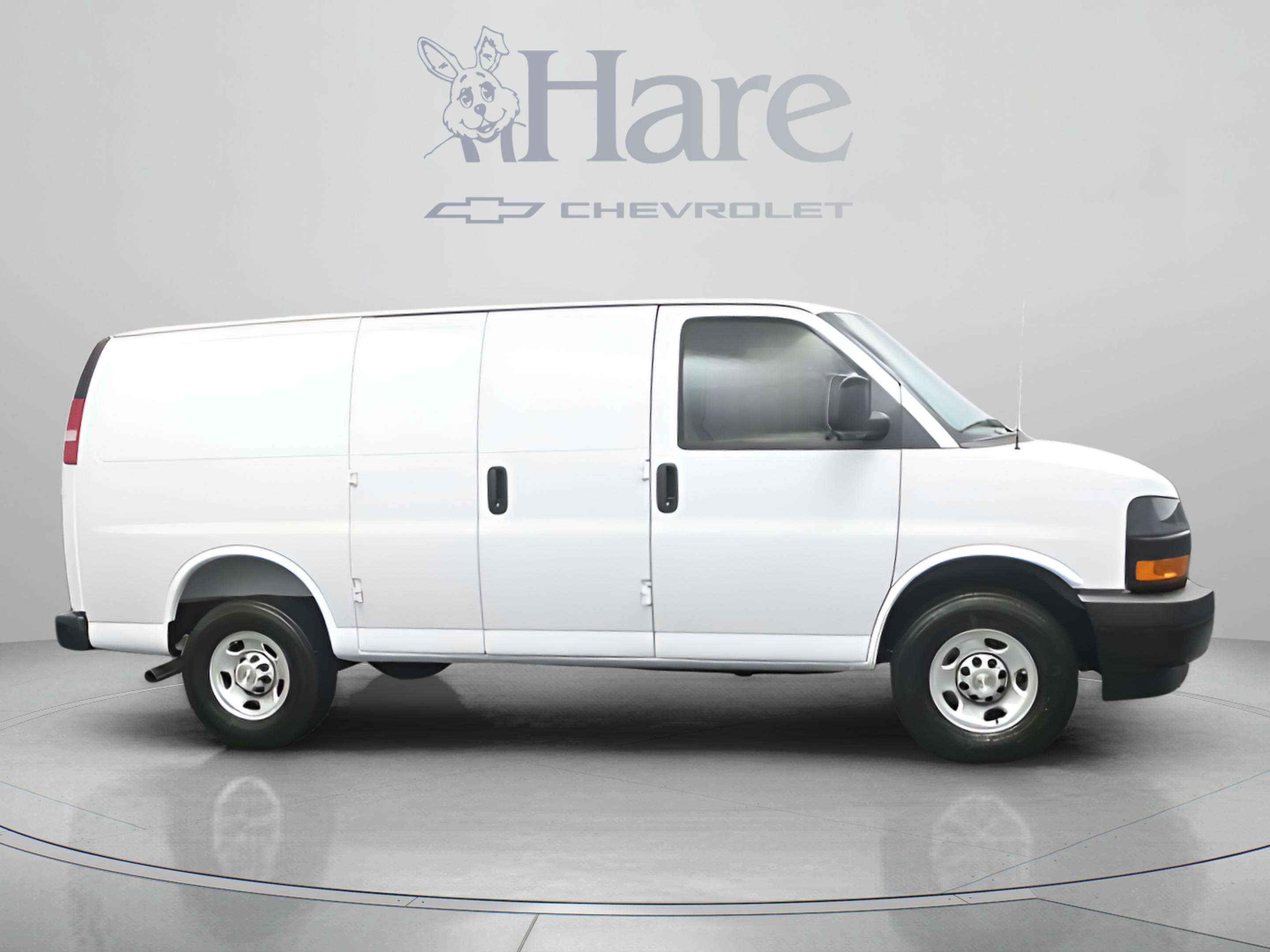 2026 Chevrolet Express Cargo 1WT