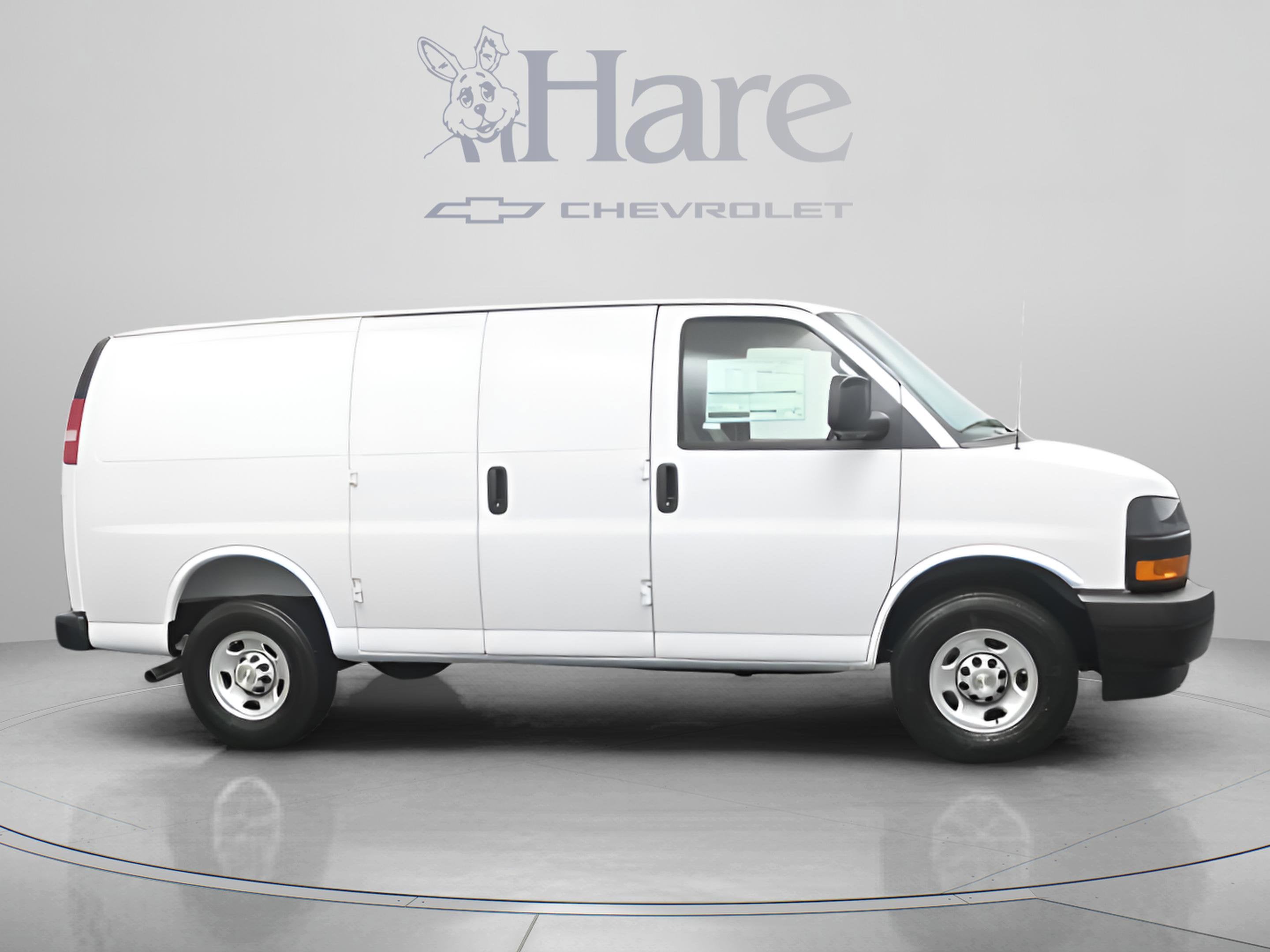 2026 Chevrolet Express Cargo 1WT