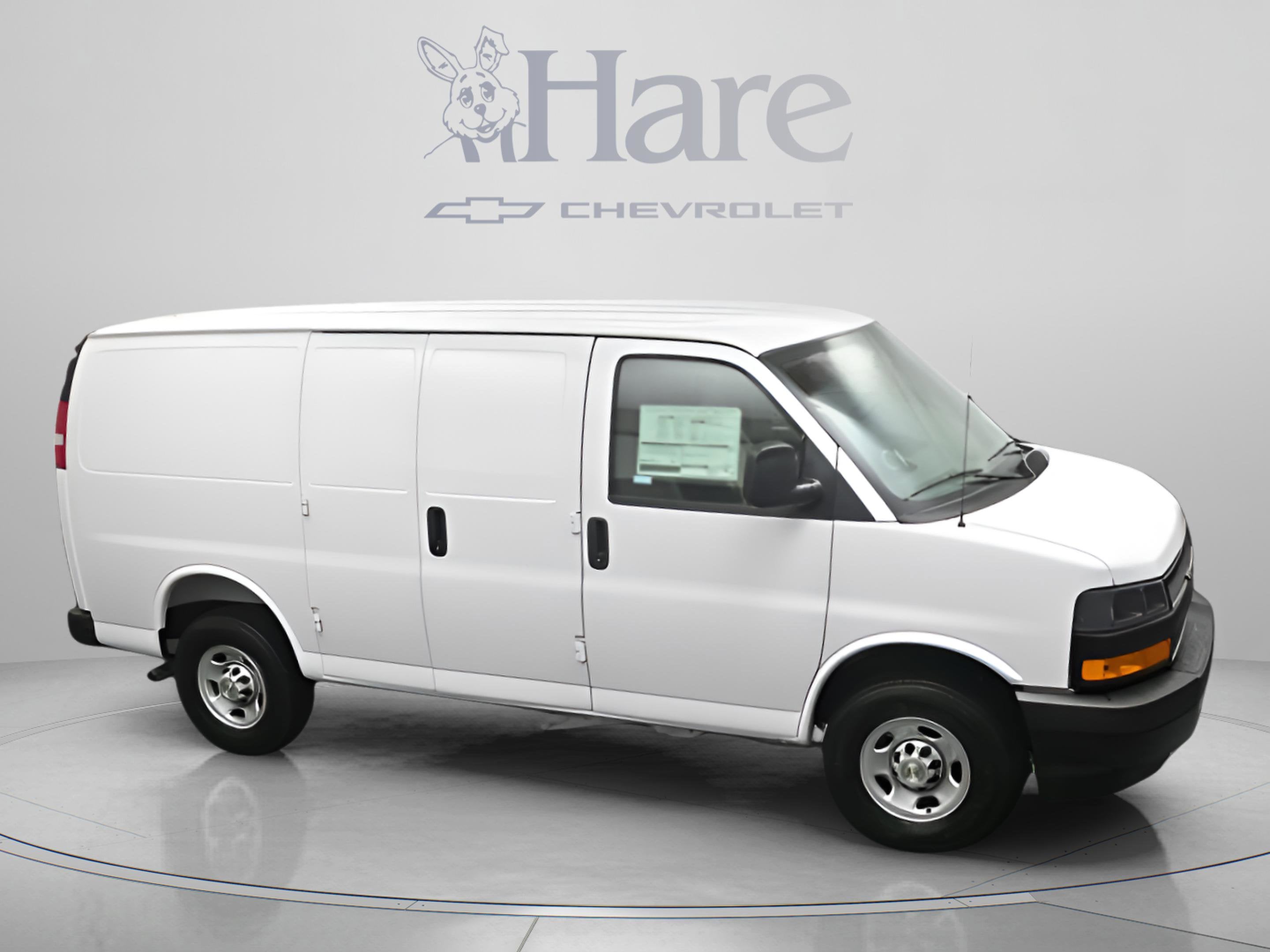 2026 Chevrolet Express Cargo 1WT
