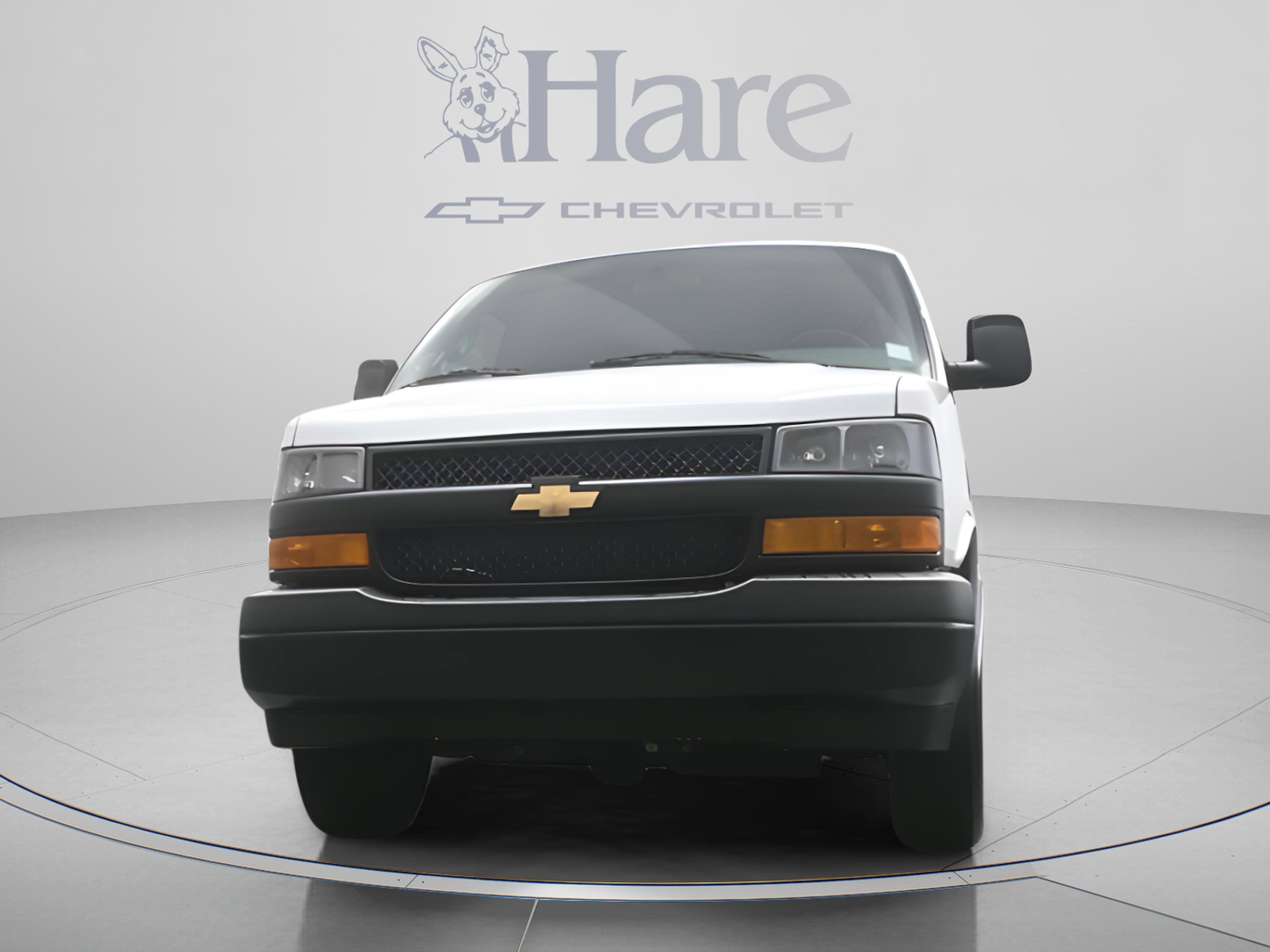 2026 Chevrolet Express Cargo 1WT