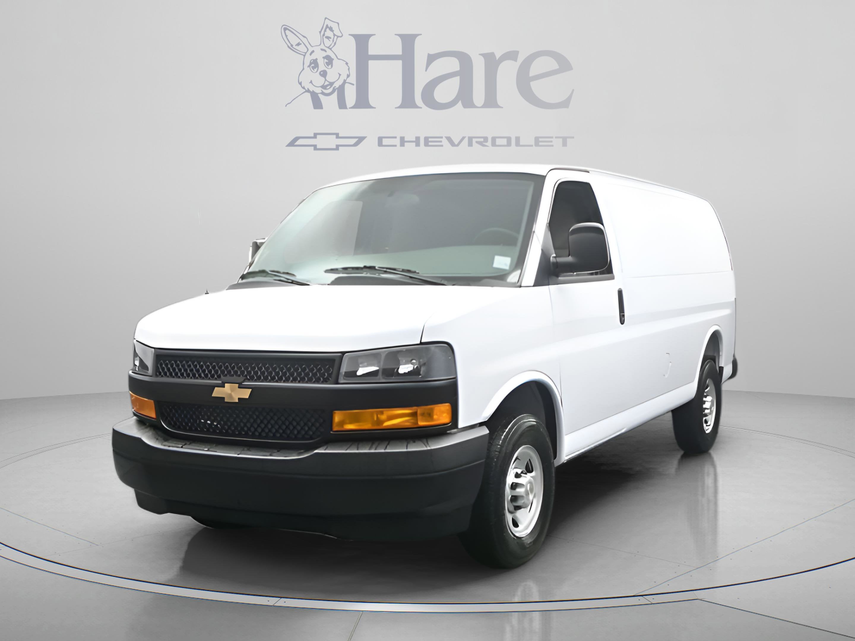 2026 Chevrolet Express Cargo 1WT