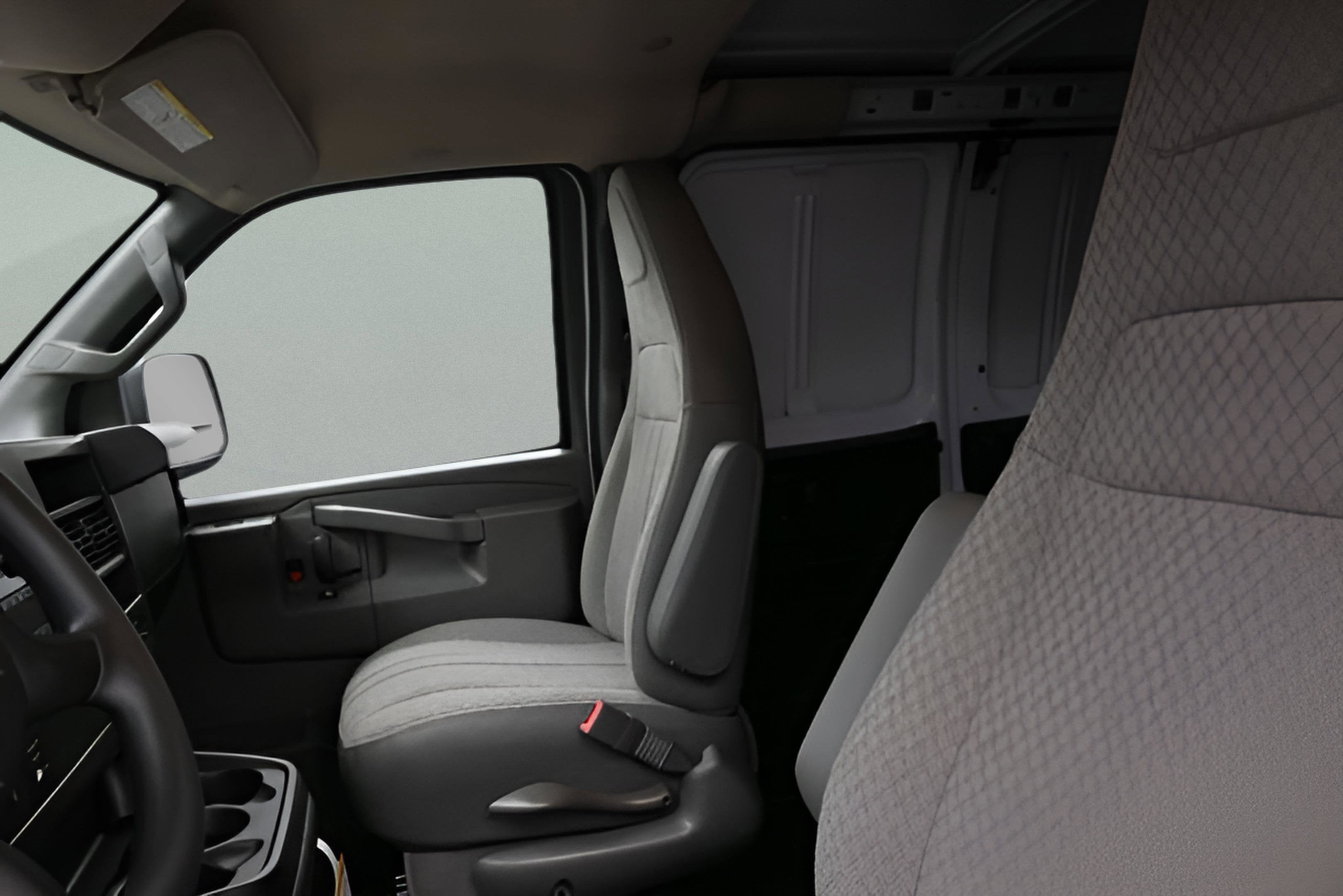 2026 Chevrolet Express Cargo 1WT