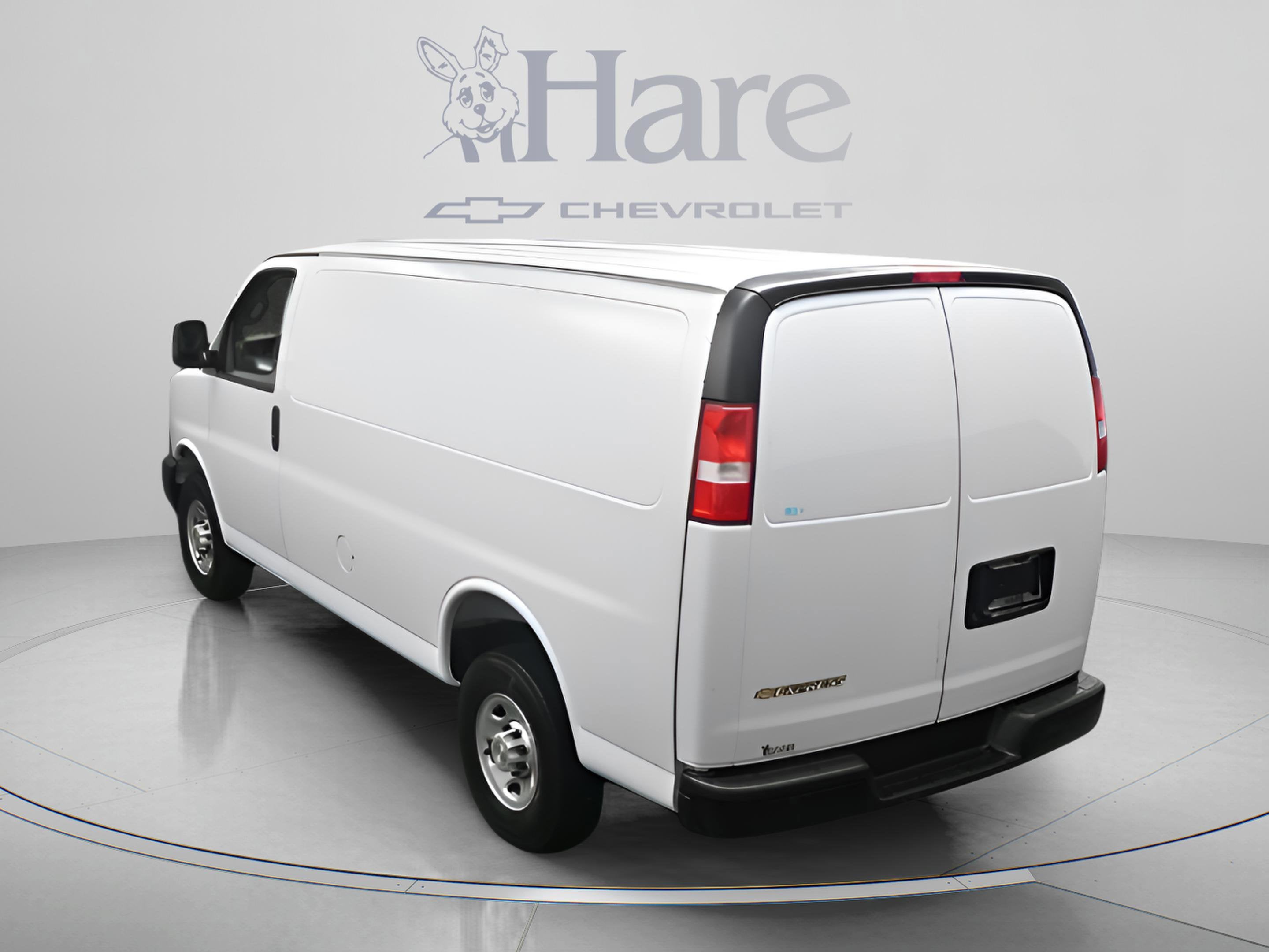 2026 Chevrolet Express Cargo 1WT