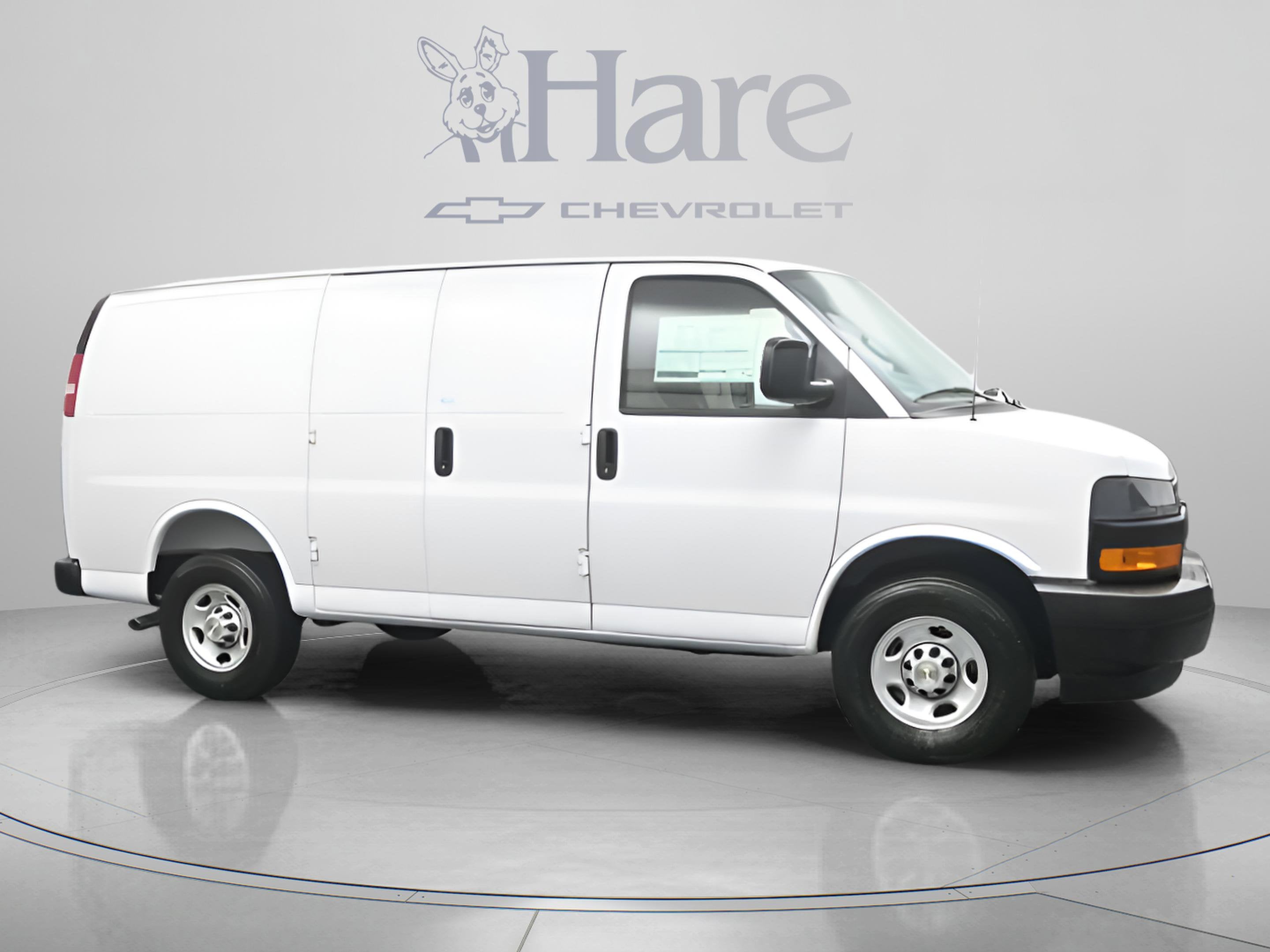 2026 Chevrolet Express Cargo 1WT