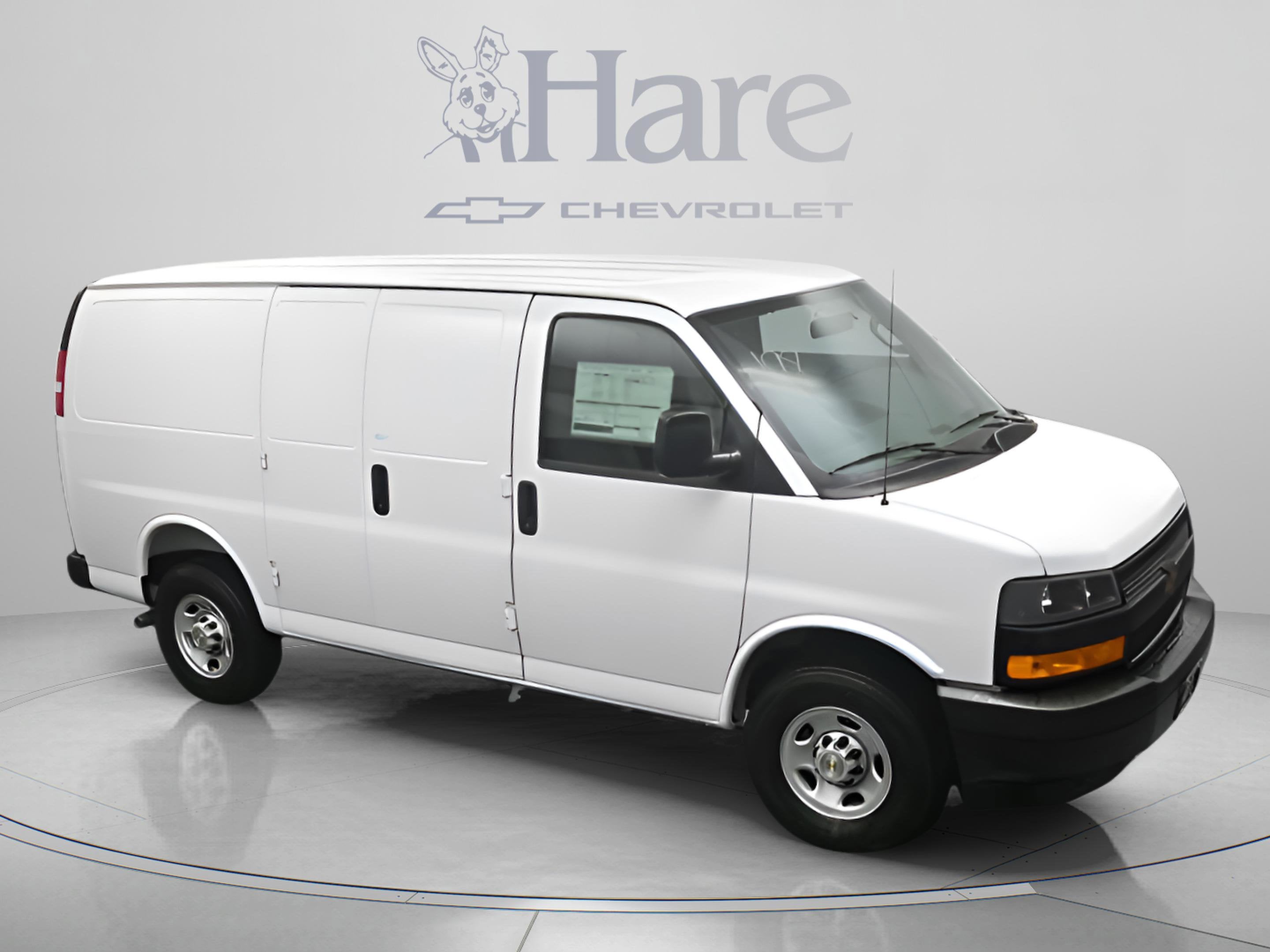 2026 Chevrolet Express Cargo 1WT