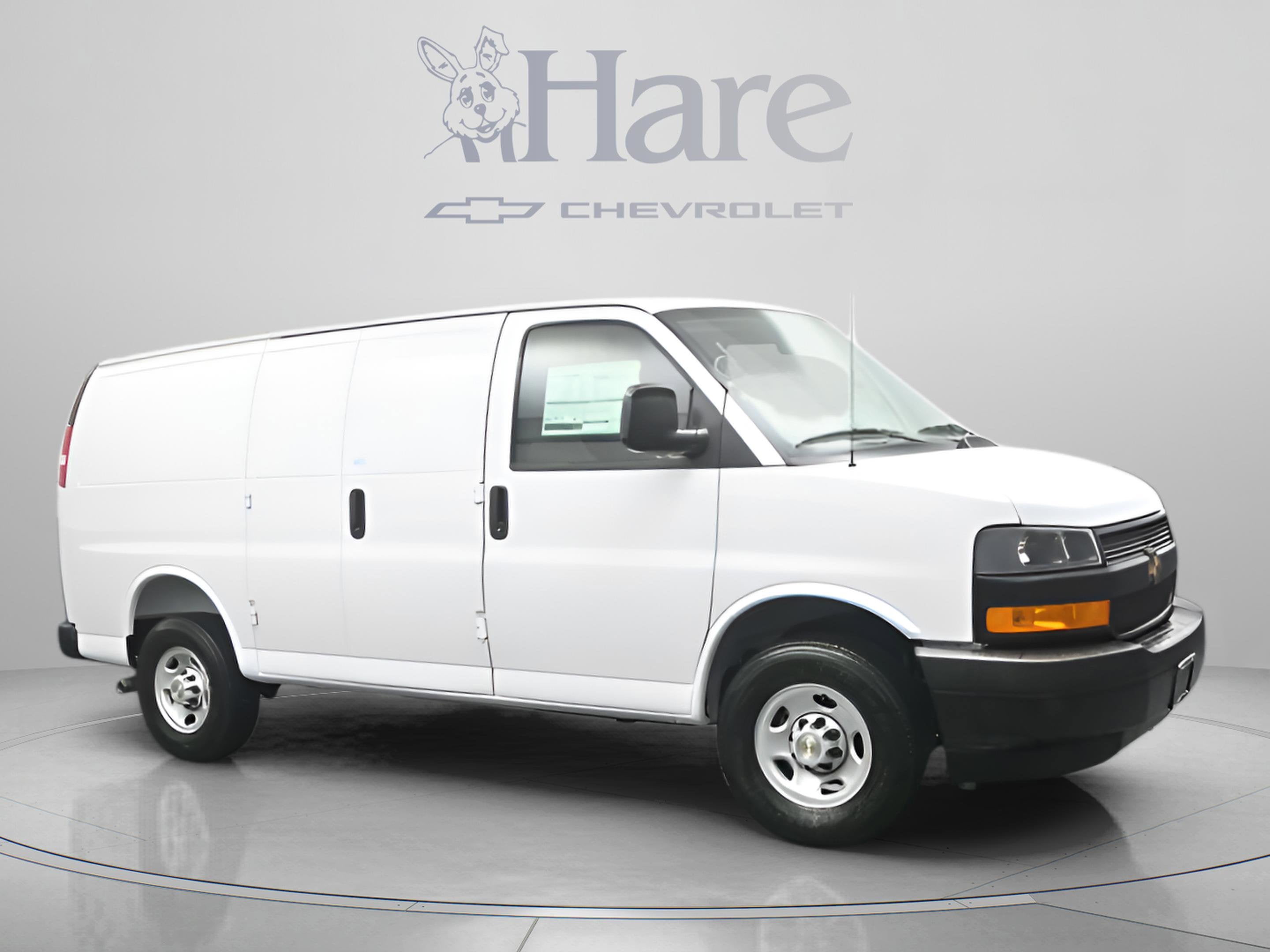 2026 Chevrolet Express Cargo 1WT
