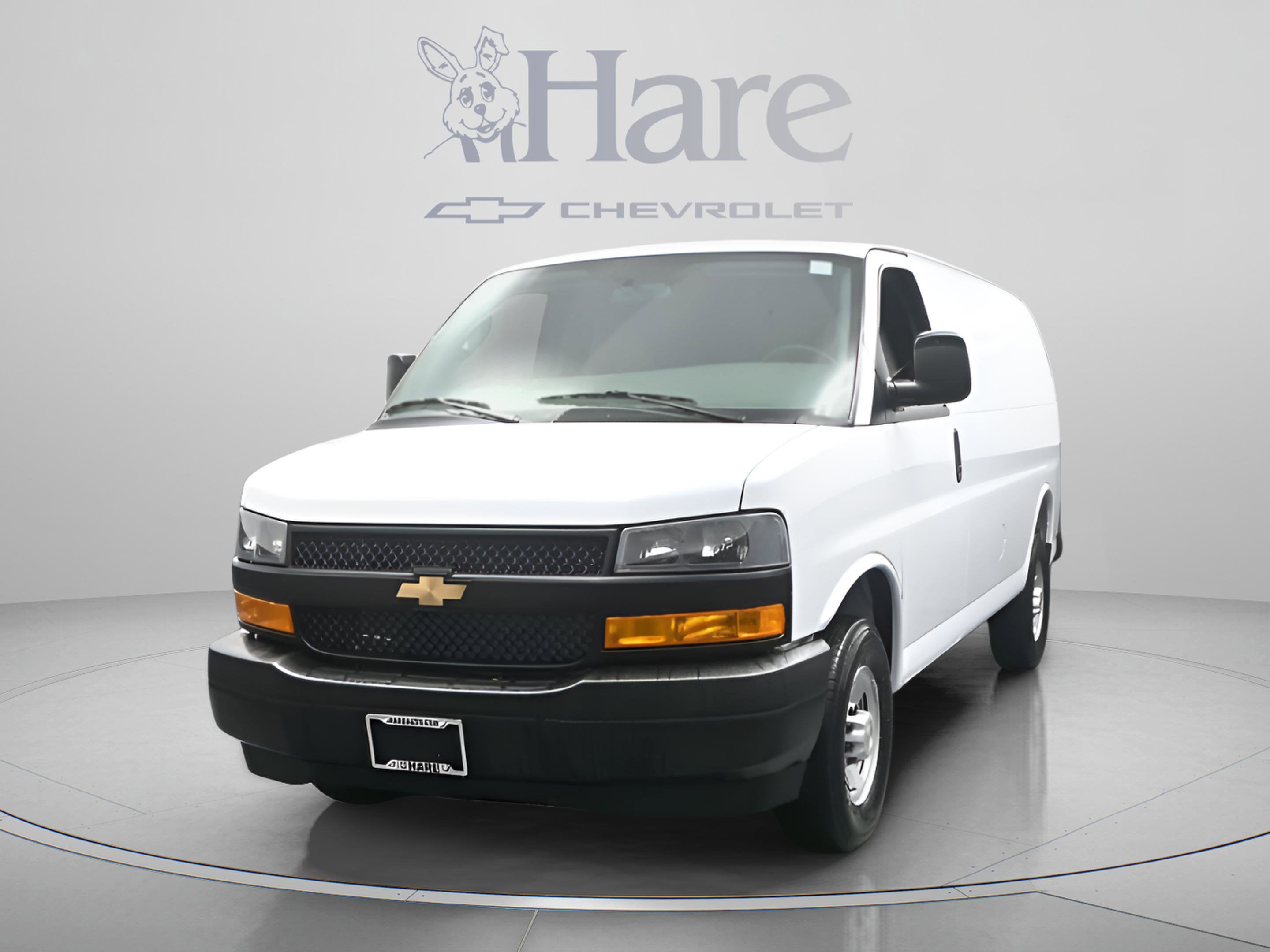 2026 Chevrolet Express Cargo 1WT