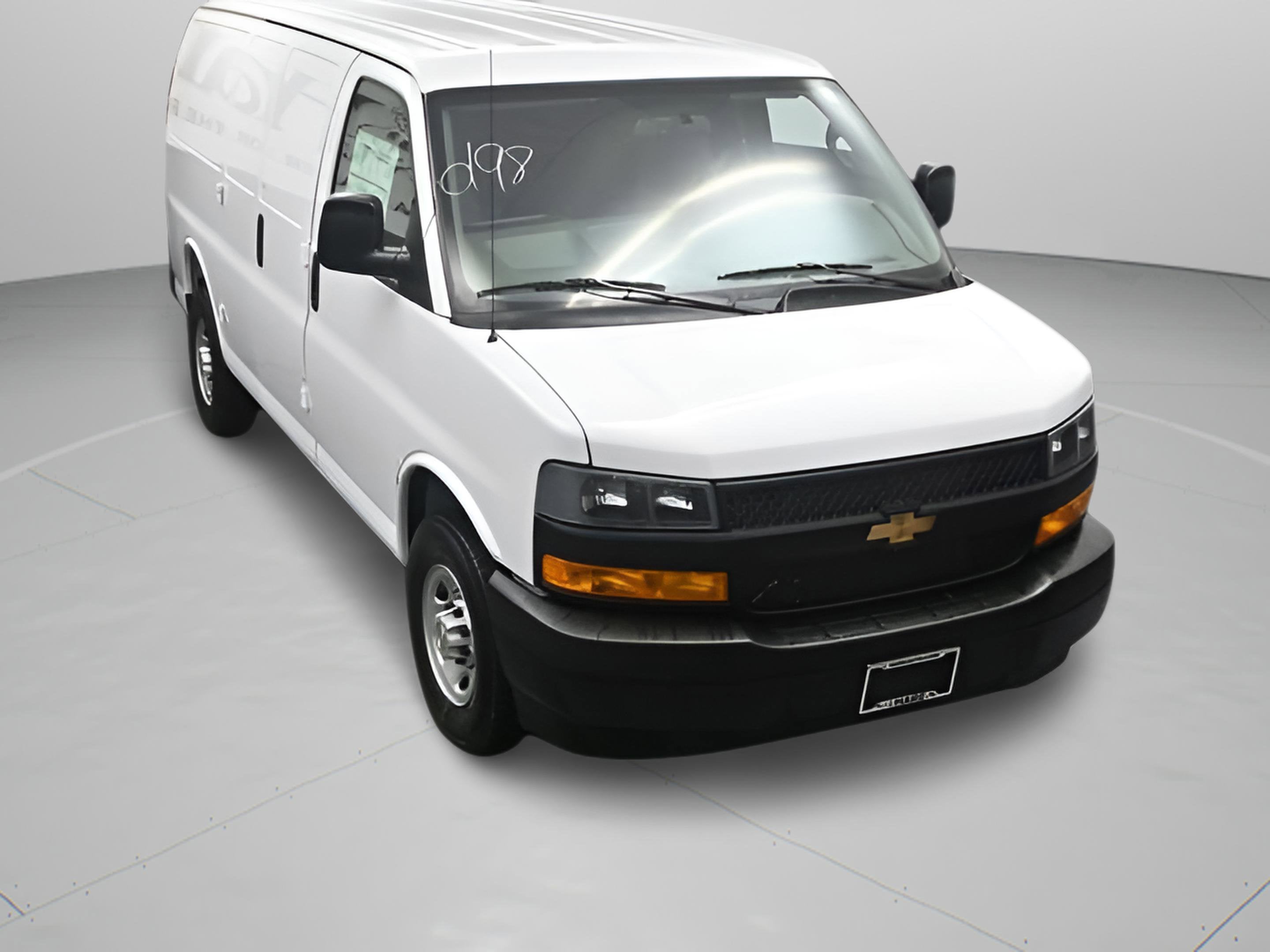 2026 Chevrolet Express Cargo 1WT