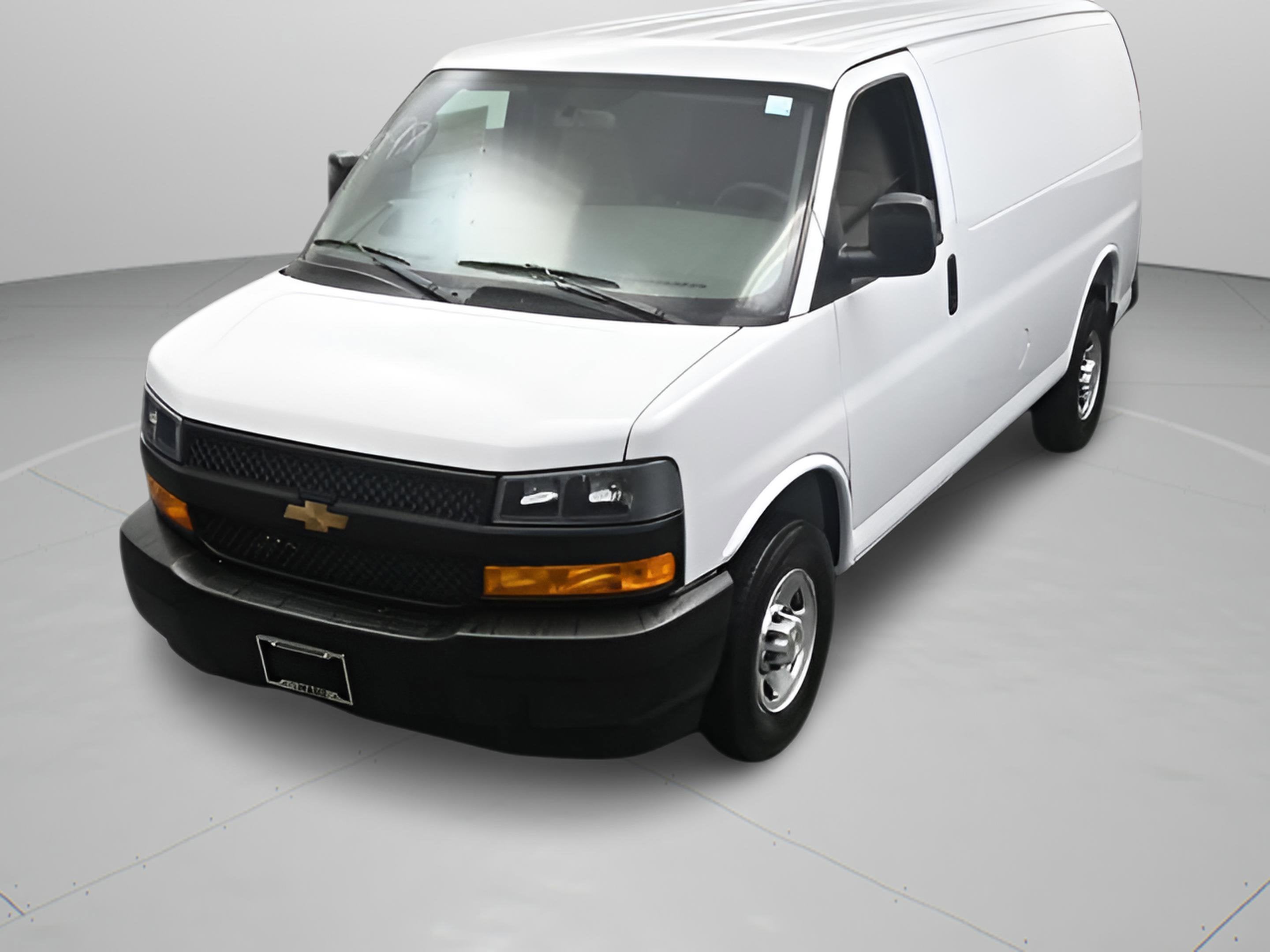 2026 Chevrolet Express Cargo 1WT