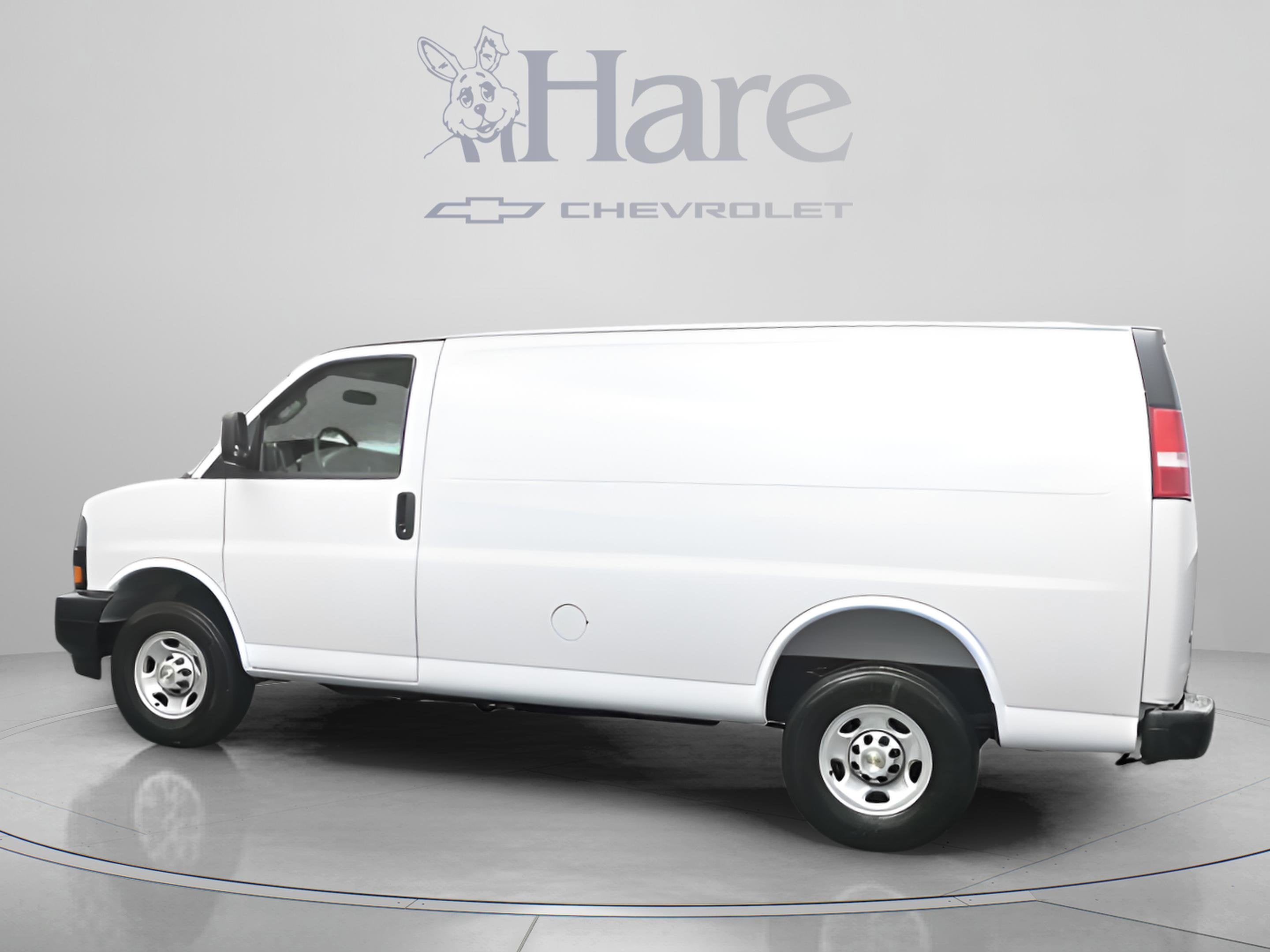 2026 Chevrolet Express Cargo 1WT