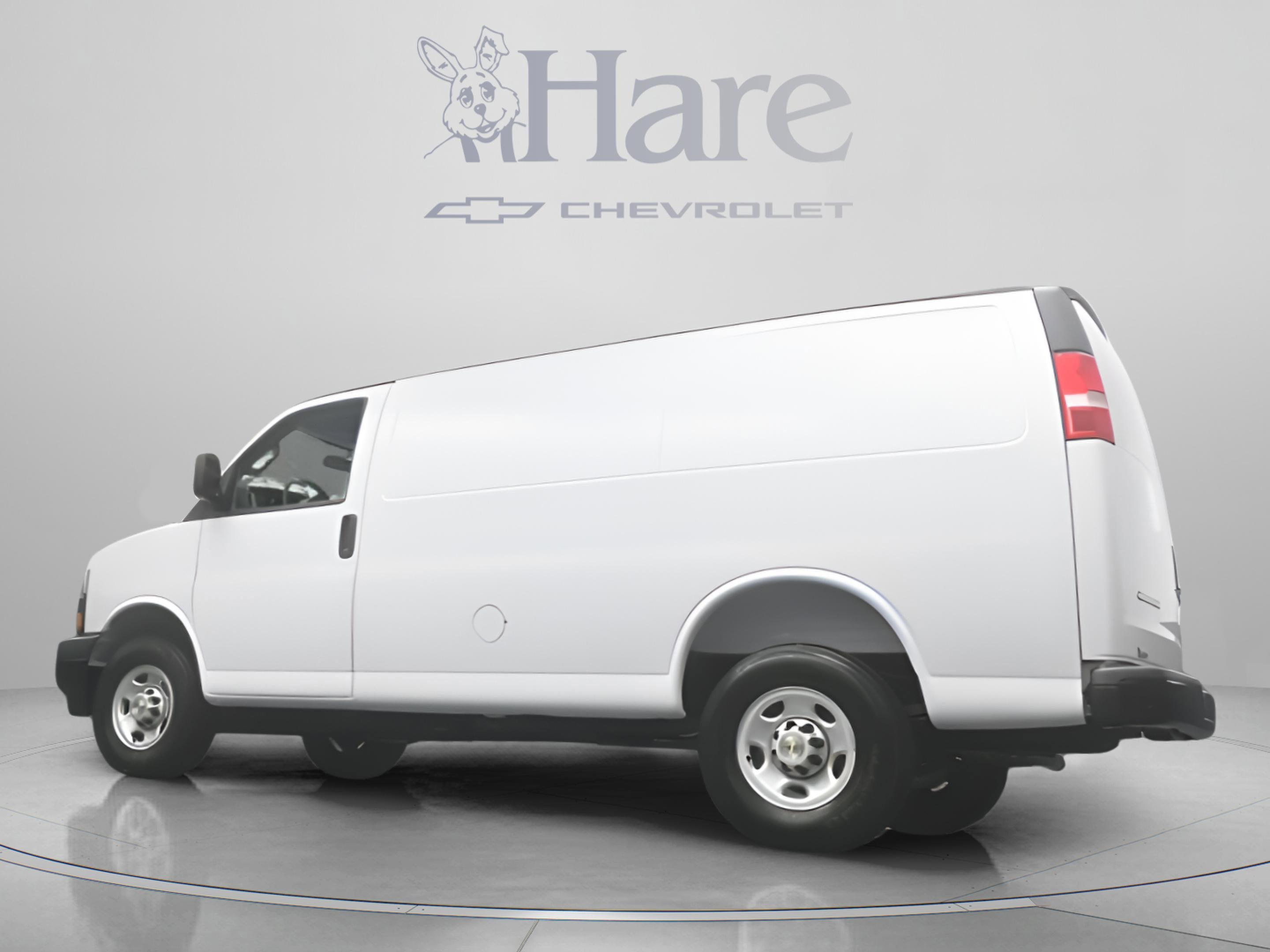 2026 Chevrolet Express Cargo Work Van - Photo 10