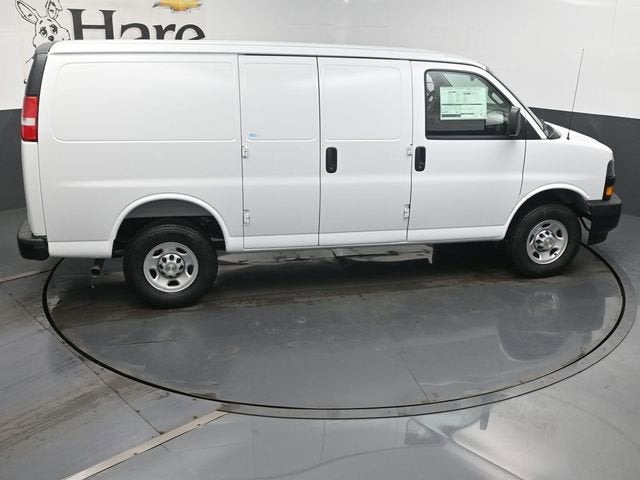 2026 Chevrolet Express Cargo 2500 WT