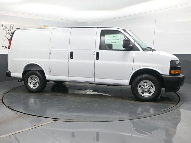 2026 Chevrolet Express Cargo 2500 WT