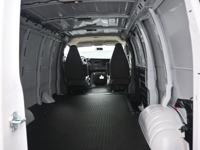 2026 Chevrolet Express Cargo 2500 WT