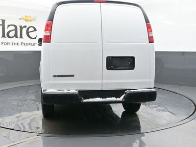 2025 Chevrolet Express Cargo WT