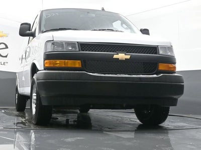 2025 Chevrolet Express Cargo WT