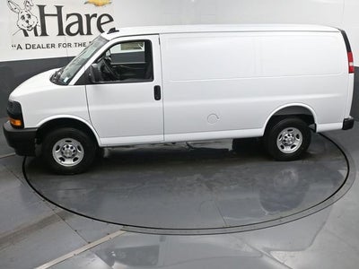 2025 Chevrolet Express Cargo WT