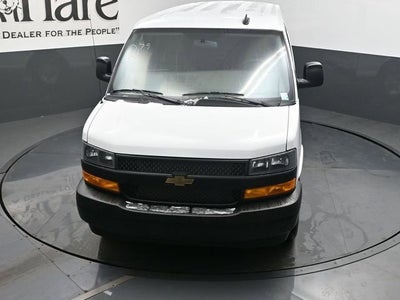2025 Chevrolet Express Cargo WT