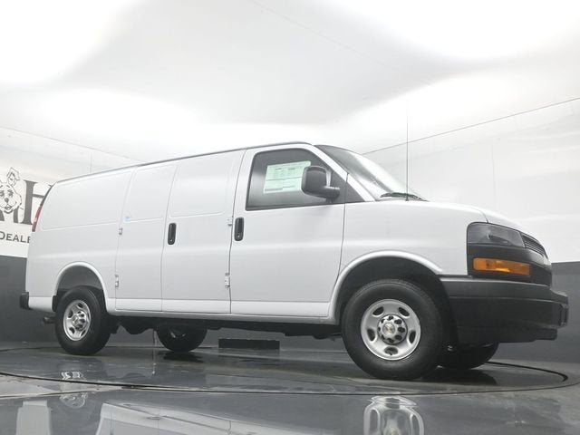 2026 Chevrolet Express Cargo 2500 WT