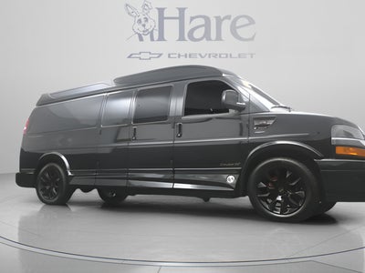 2025 Chevrolet Express Cargo WT