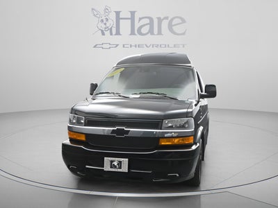 2025 Chevrolet Express Cargo WT