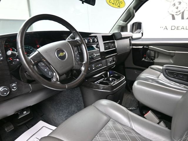 2023 Chevrolet Express Cargo 2500 WT