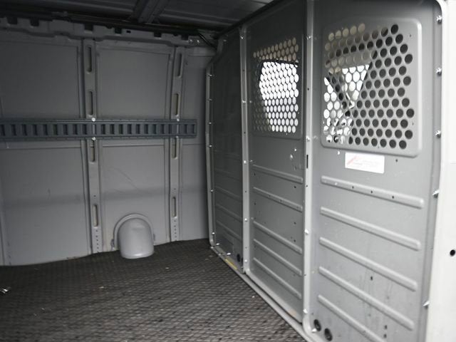 2024 Chevrolet Express Cargo 3500 WT